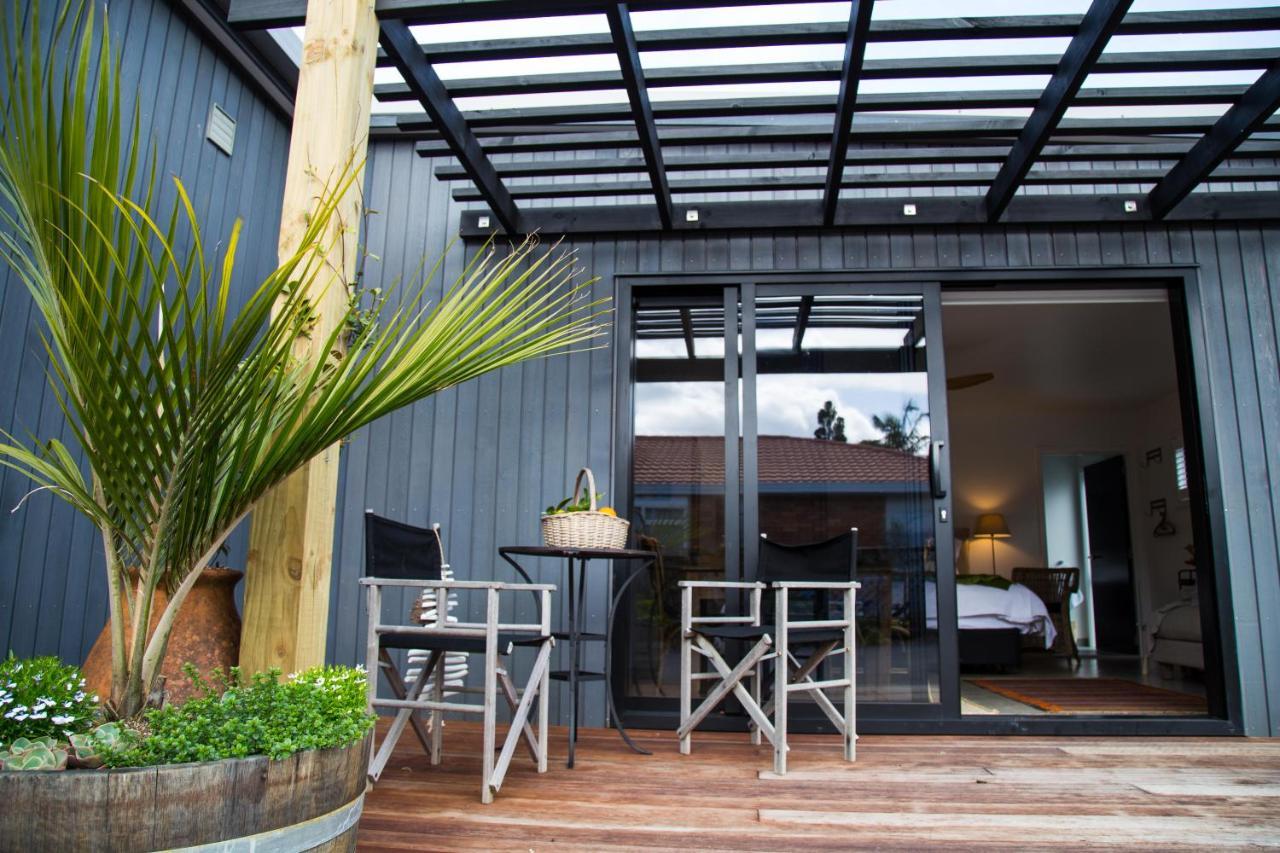 Seagrass Studio Bed & Breakfast ไทรัว ภายนอก รูปภาพ